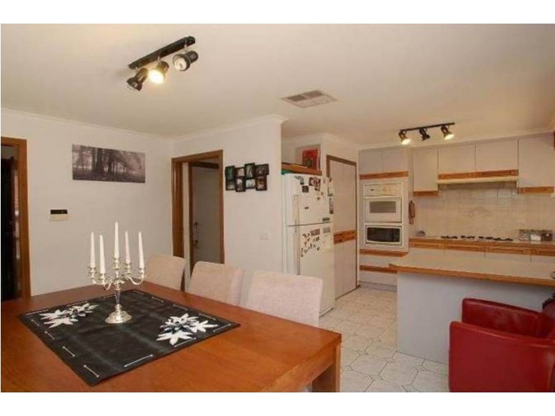 45 Fuschia Place, Meadow Heights VIC 3048