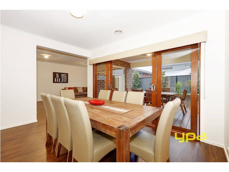 6 Beechworth Avenue, Greenvale VIC 3059