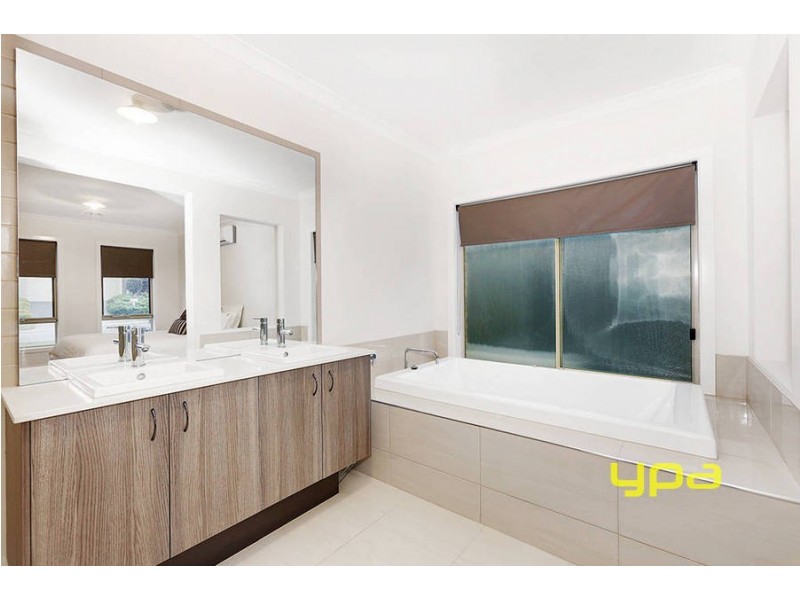 6 Beechworth Avenue, Greenvale VIC 3059