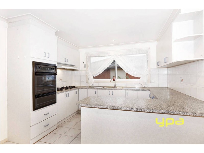 28 Nicholson Crescent, Meadow Heights VIC 3048