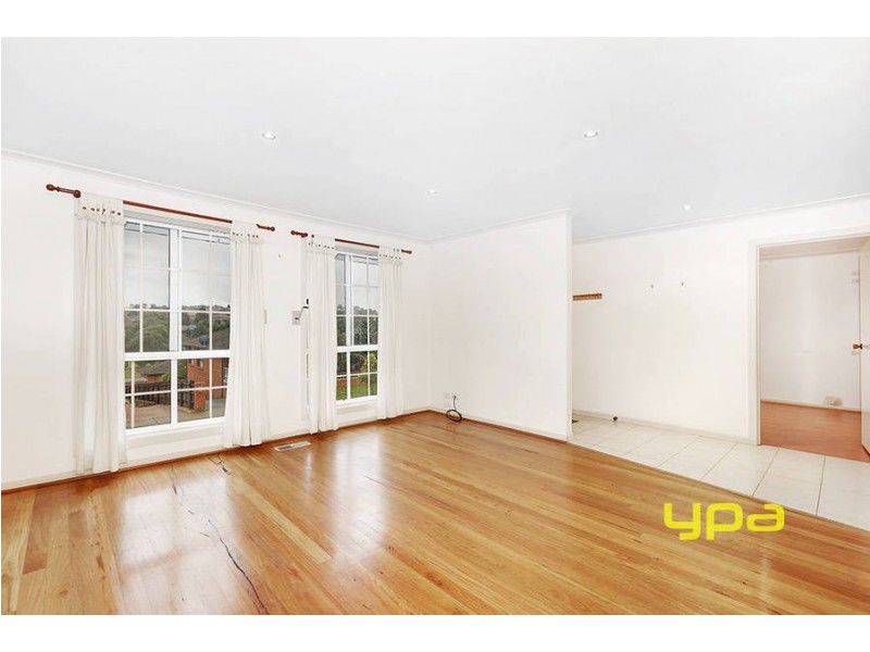 28 Nicholson Crescent, Meadow Heights VIC 3048