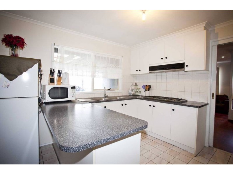 12 Pinus Place, Meadow Heights VIC 3048