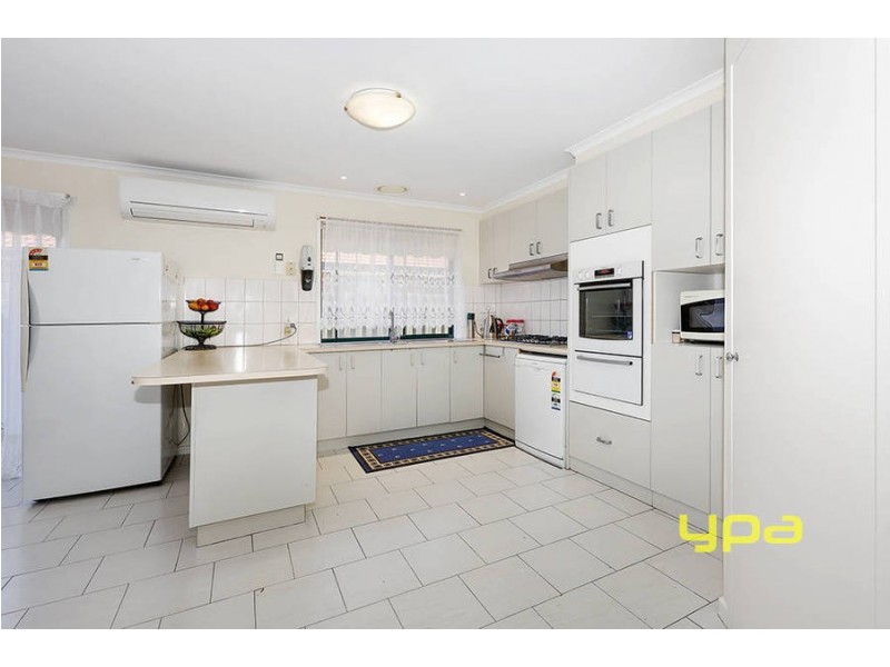 27 Bradman Drive, Meadow Heights VIC 3048