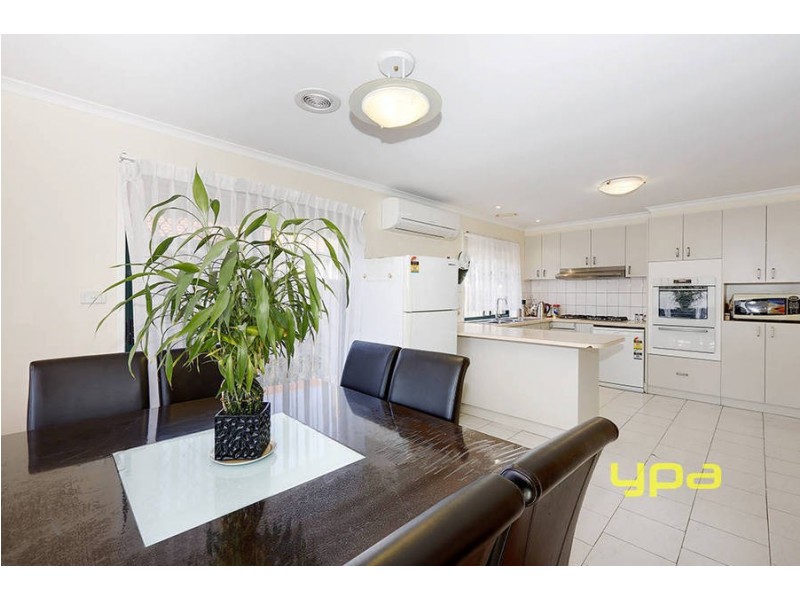 27 Bradman Drive, Meadow Heights VIC 3048