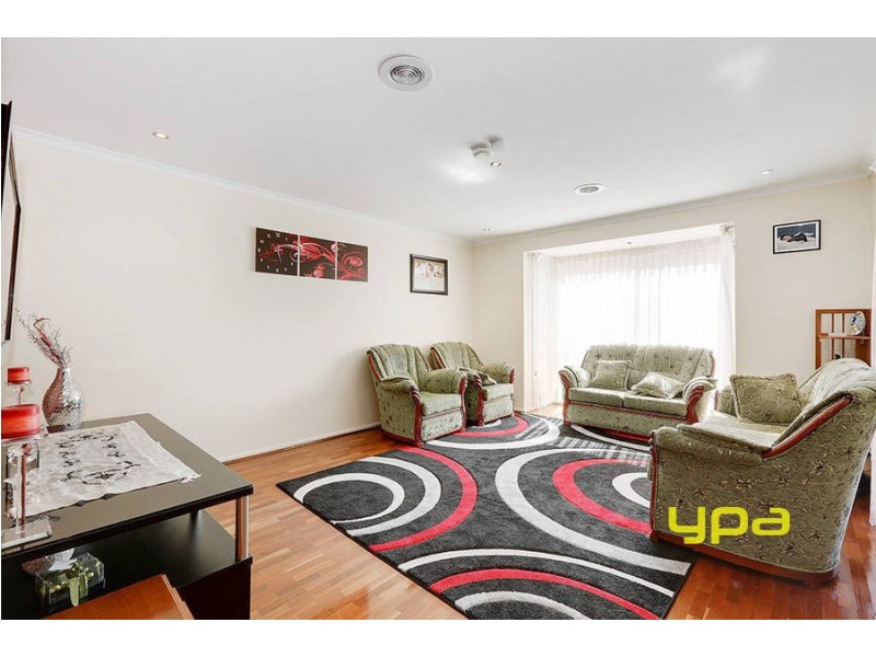 27 Bradman Drive, Meadow Heights VIC 3048