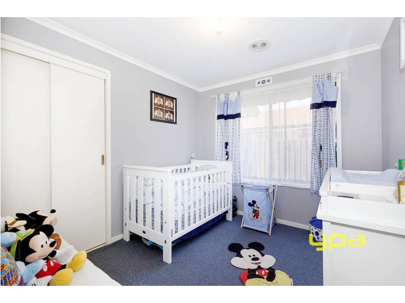 27 Bradman Drive, Meadow Heights VIC 3048