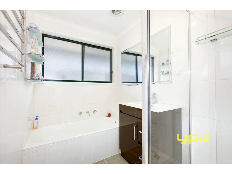 27 Bradman Drive, Meadow Heights VIC 3048