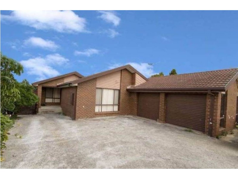 11 Nicholson Crescent, Meadow Heights VIC 3048
