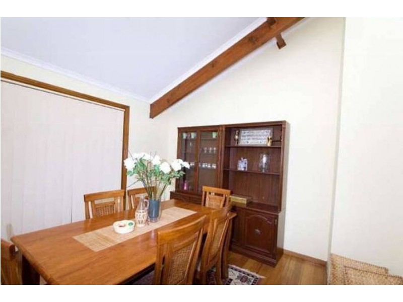 11 Nicholson Crescent, Meadow Heights VIC 3048