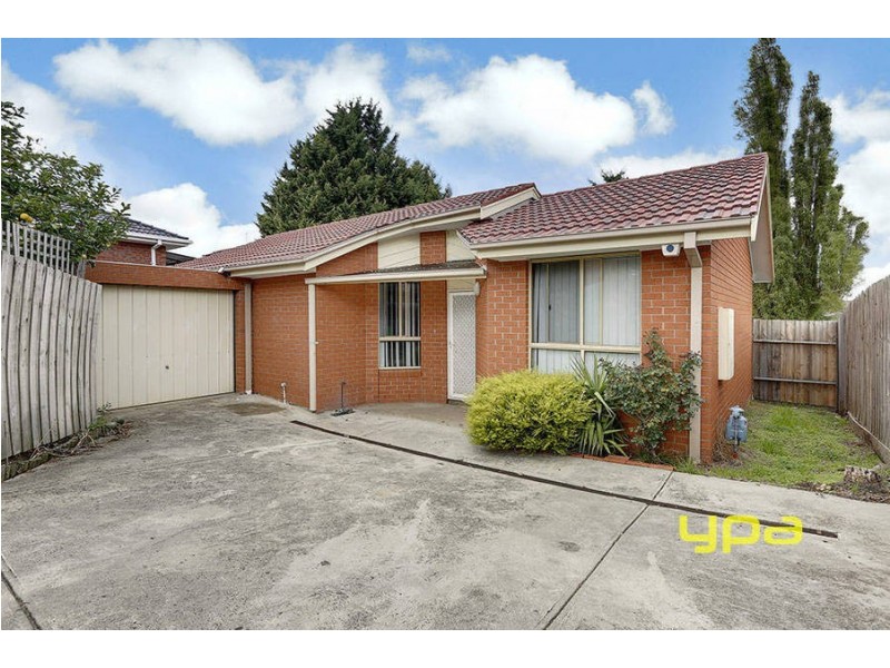 2/31 Cassinia Crescent, Meadow Heights VIC 3048