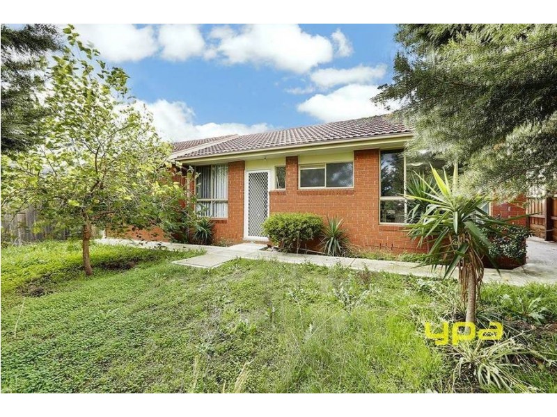 2/31 Cassinia Crescent, Meadow Heights VIC 3048