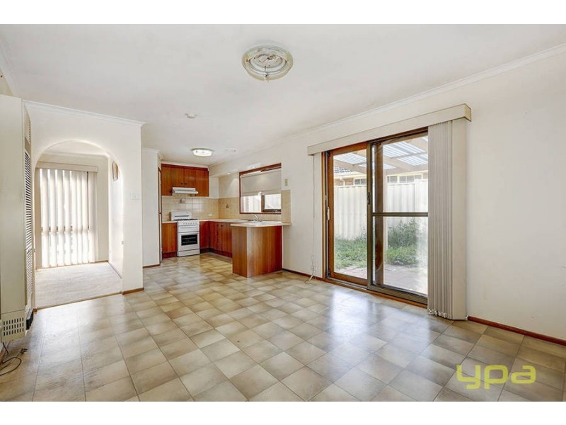 10 Dutton Court, Meadow Heights VIC 3048