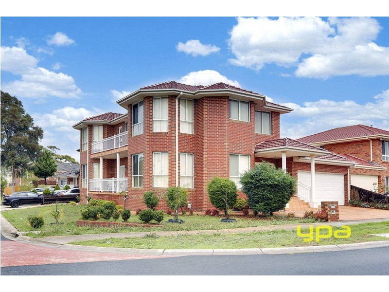 5 Mackellar Drive, Roxburgh Park VIC 3064