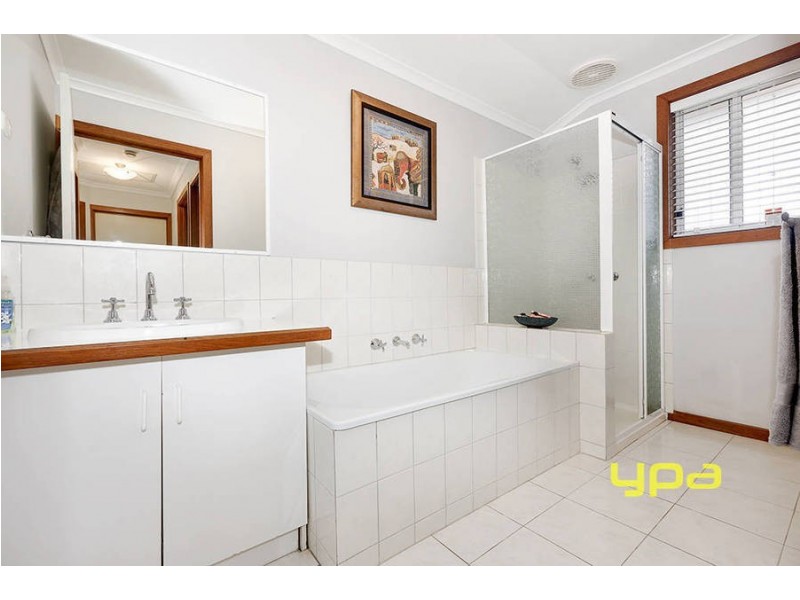 12A Thistle Court, Meadow Heights VIC 3048