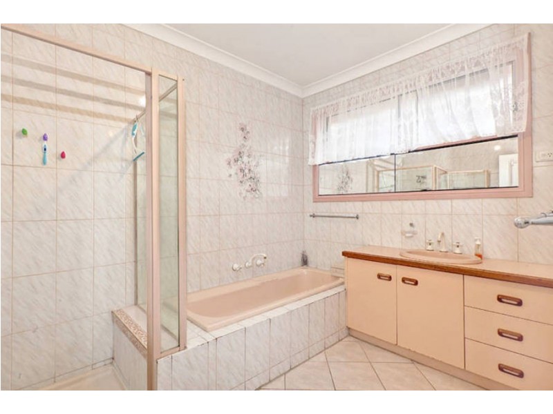 2 Shaba Court, Meadow Heights VIC 3048