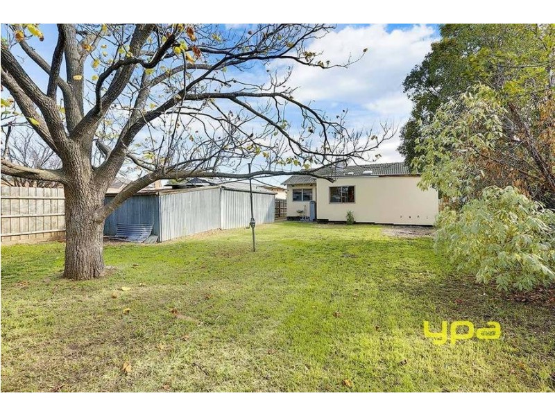 10 Syndal Street, Fawkner VIC 3060