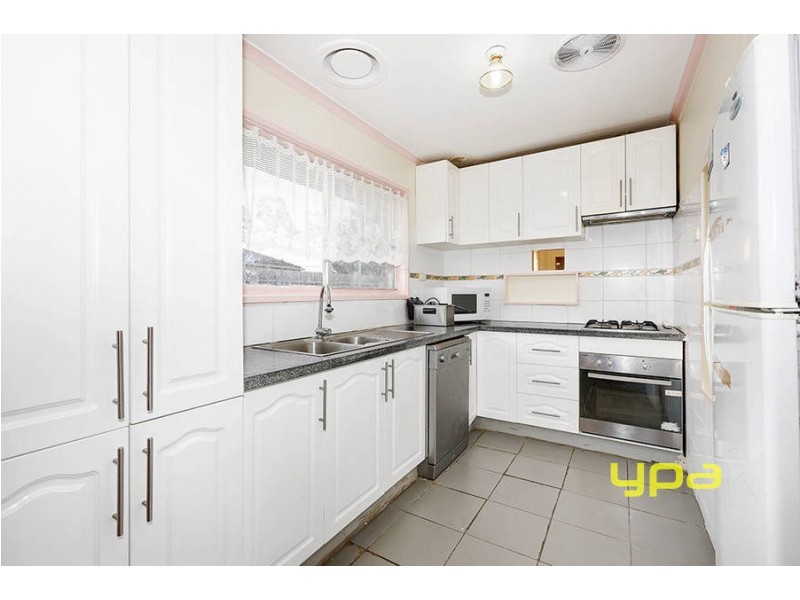 77 Eldorado Crescent, Meadow Heights VIC 3048