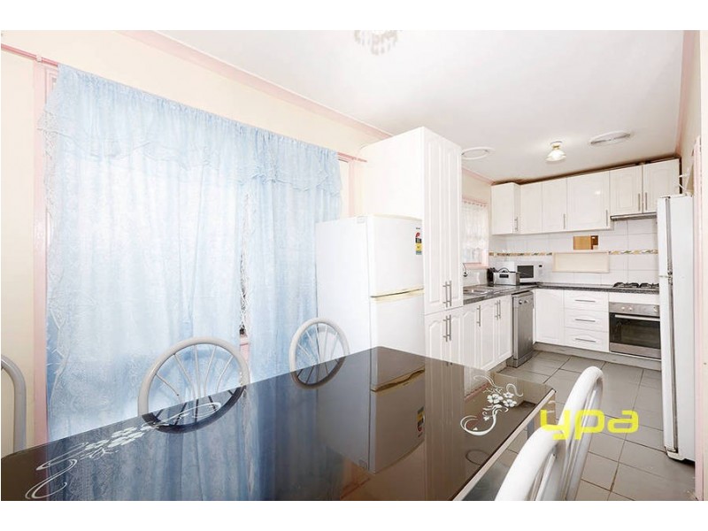 77 Eldorado Crescent, Meadow Heights VIC 3048