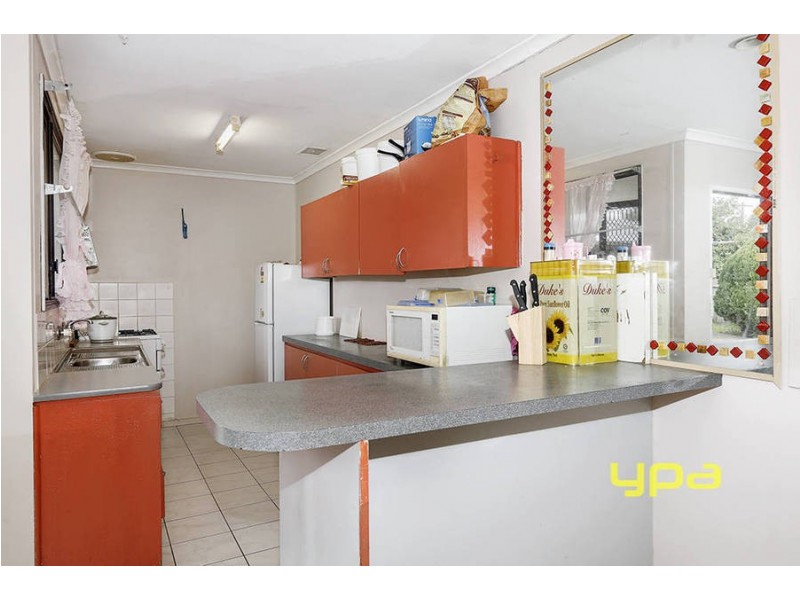 5 Rockbank Court, Meadow Heights VIC 3048