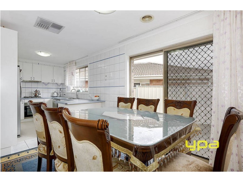 13 Yaralla Court, Meadow Heights VIC 3048