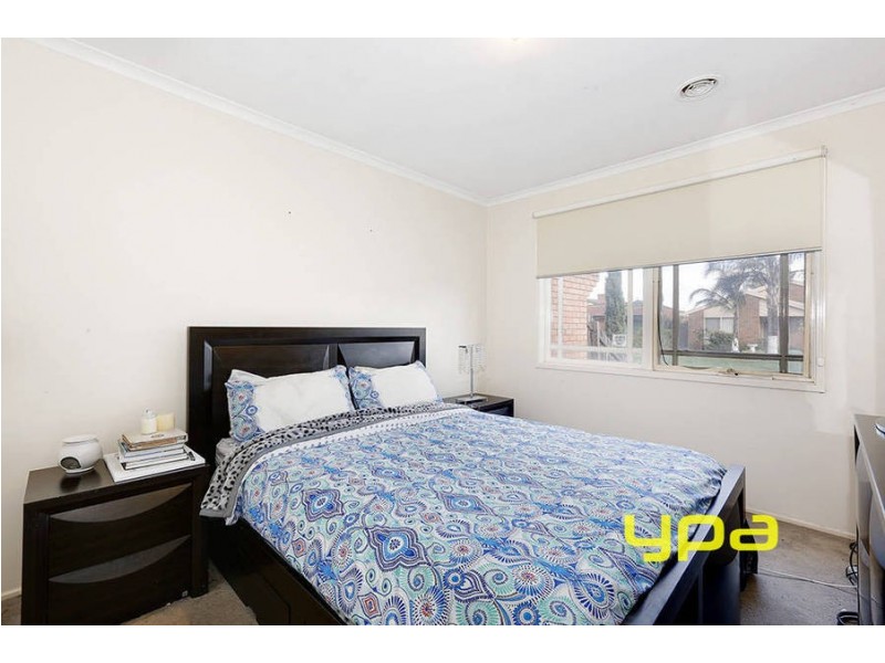 14 Sutherland Way, Roxburgh Park VIC 3064