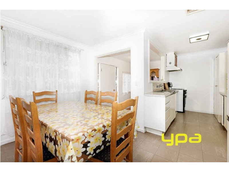 3 Hallston Court, Meadow Heights VIC 3048