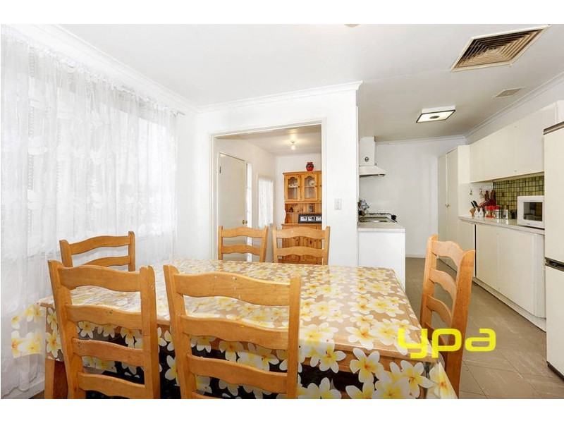 3 Hallston Court, Meadow Heights VIC 3048