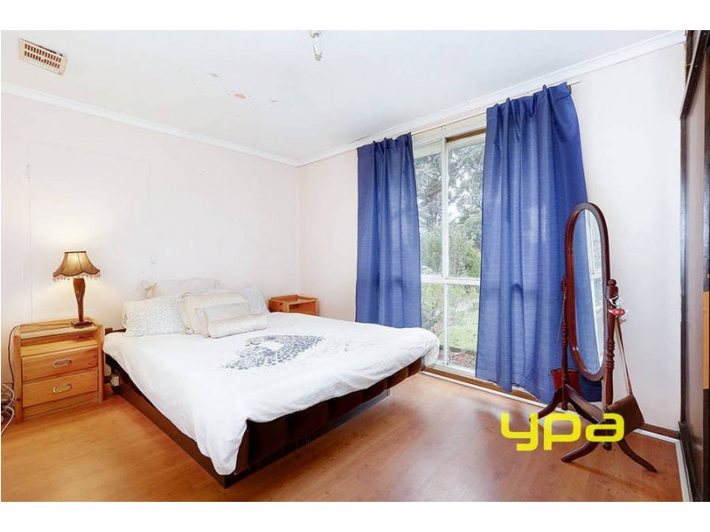 3 Hallston Court, Meadow Heights VIC 3048