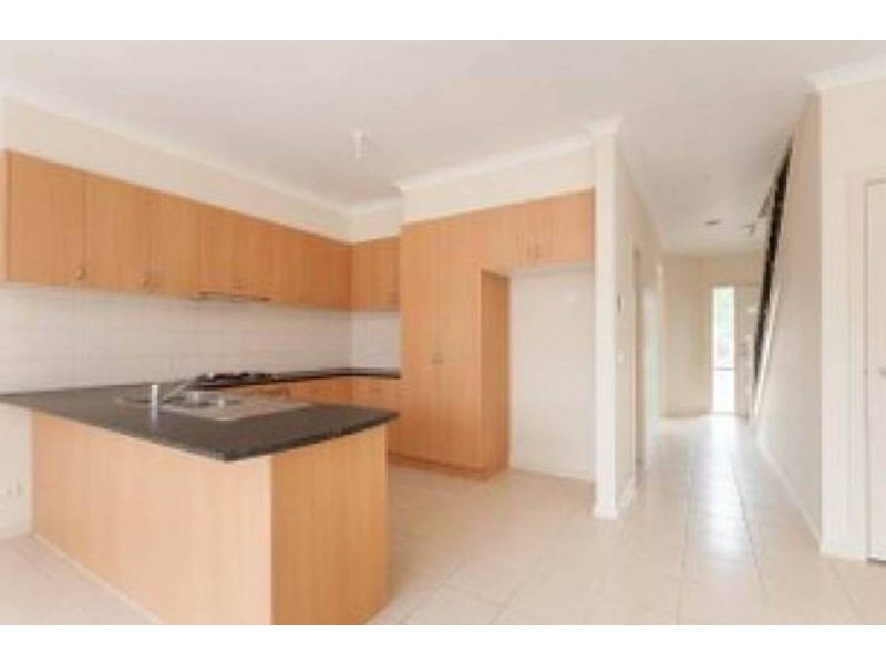 86 Hayfield Road, Roxburgh Park VIC 3064