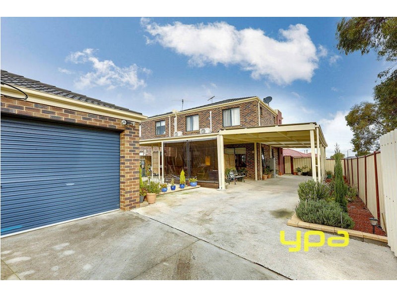 96 Hayfield Road, Roxburgh Park VIC 3064