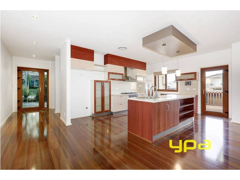 1 Barmah Grange, Greenvale VIC 3059