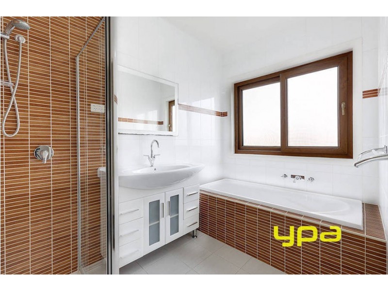 1 Barmah Grange, Greenvale VIC 3059