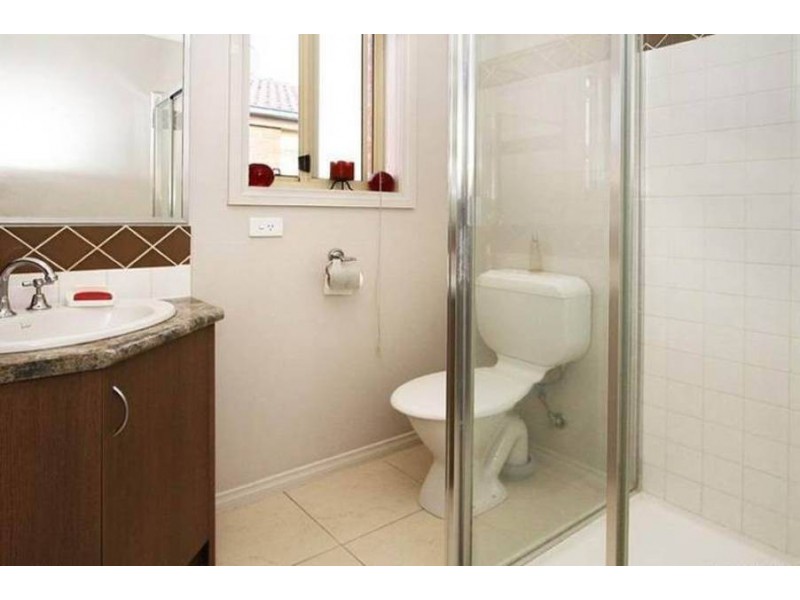 45 Athol Avenue, Roxburgh Park VIC 3064