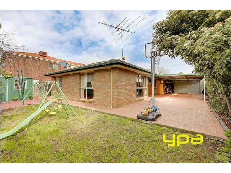 26 Orion Way, Roxburgh Park VIC 3064