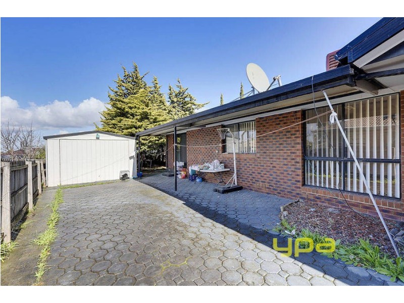 5 Peppermint Grove, Meadow Heights VIC 3048