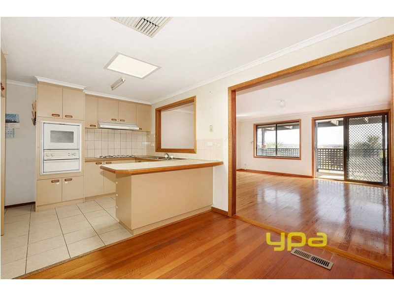 40 Fuschia Place, Meadow Heights VIC 3048