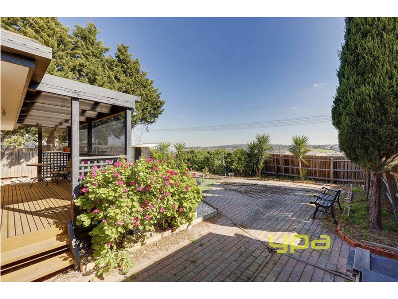 40 Fuschia Place, Meadow Heights VIC 3048