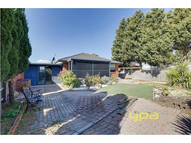 40 Fuschia Place, Meadow Heights VIC 3048