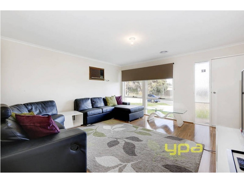 1/42 Dunkeld Street, Meadow Heights VIC 3048