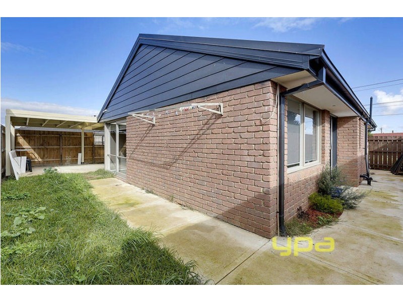 1/42 Dunkeld Street, Meadow Heights VIC 3048