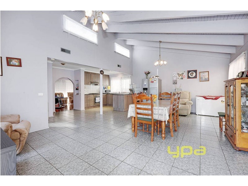 1/1 Ellam Court, Meadow Heights VIC 3048