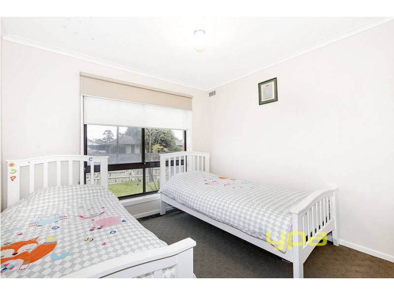 6 Chilwell Court, Meadow Heights VIC 3048