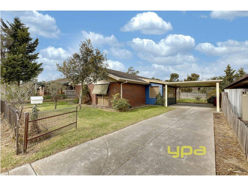 10 Mitchell Crescent, Meadow Heights VIC 3048