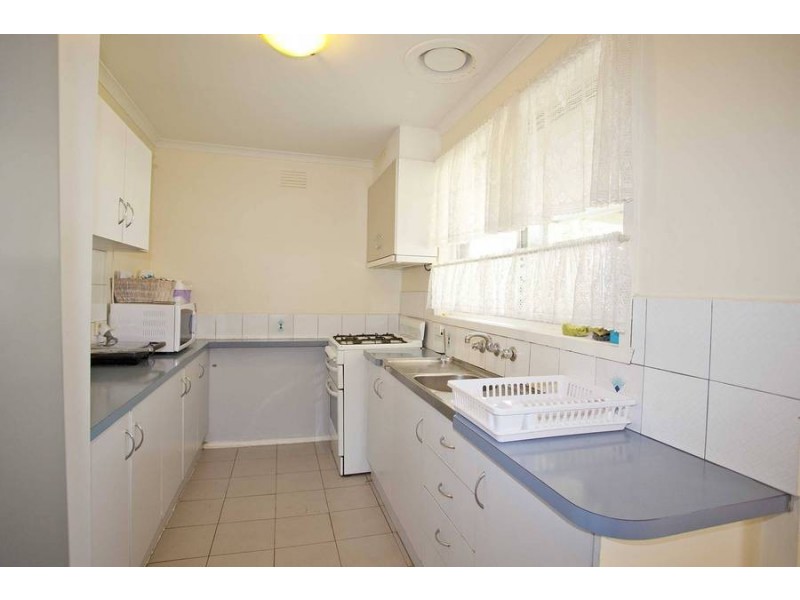 27 Karnak Crescent, Coolaroo VIC 3048