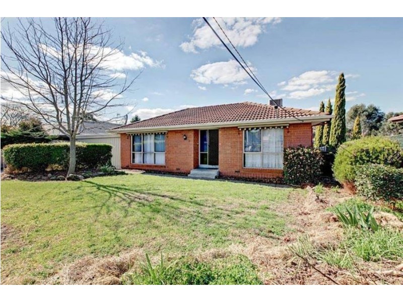 11 Webb Close, Meadow Heights VIC 3048