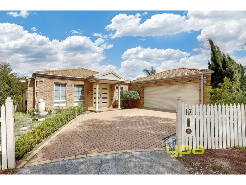 17 Hemsworth Court, Roxburgh Park VIC 3064