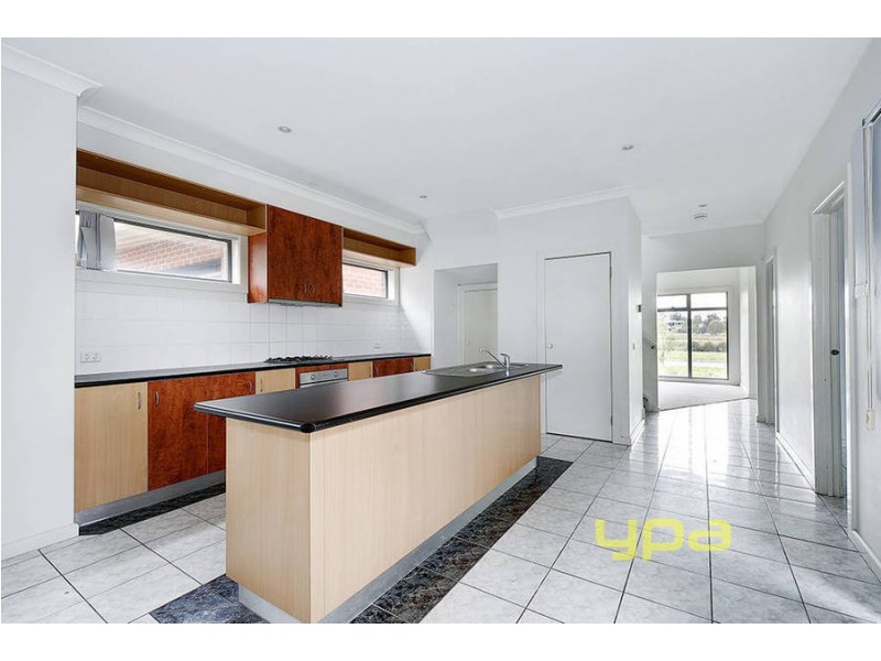 12 Wintersun Court, Roxburgh Park VIC 3064