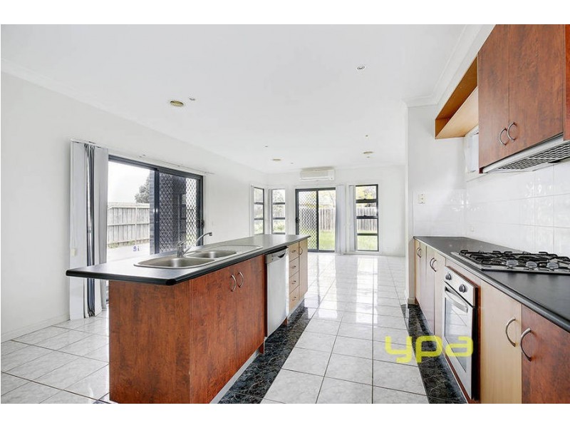 12 Wintersun Court, Roxburgh Park VIC 3064