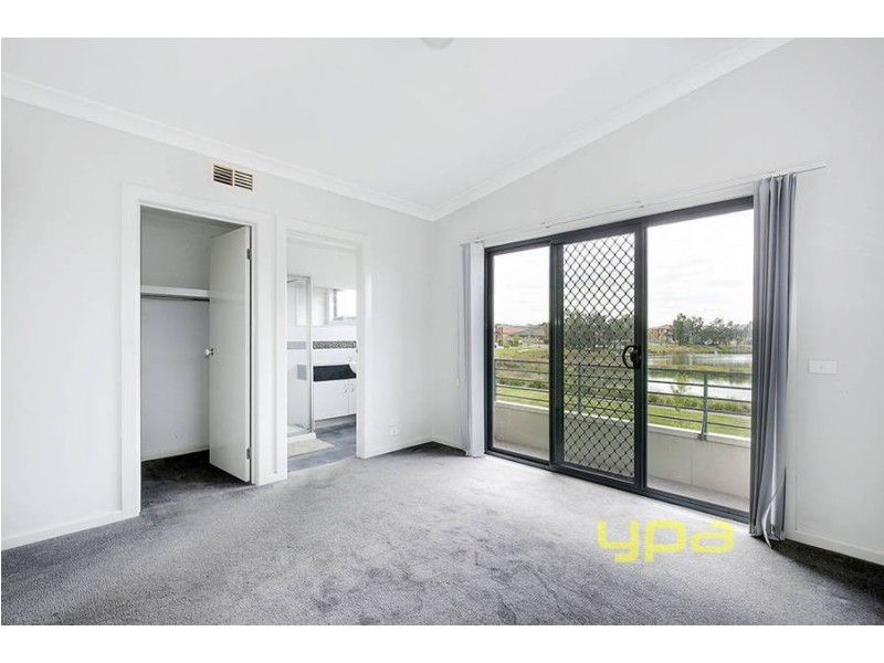 12 Wintersun Court, Roxburgh Park VIC 3064