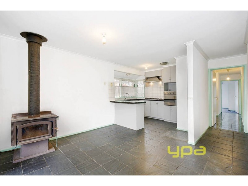 5 Cosgrove Court, Meadow Heights VIC 3048